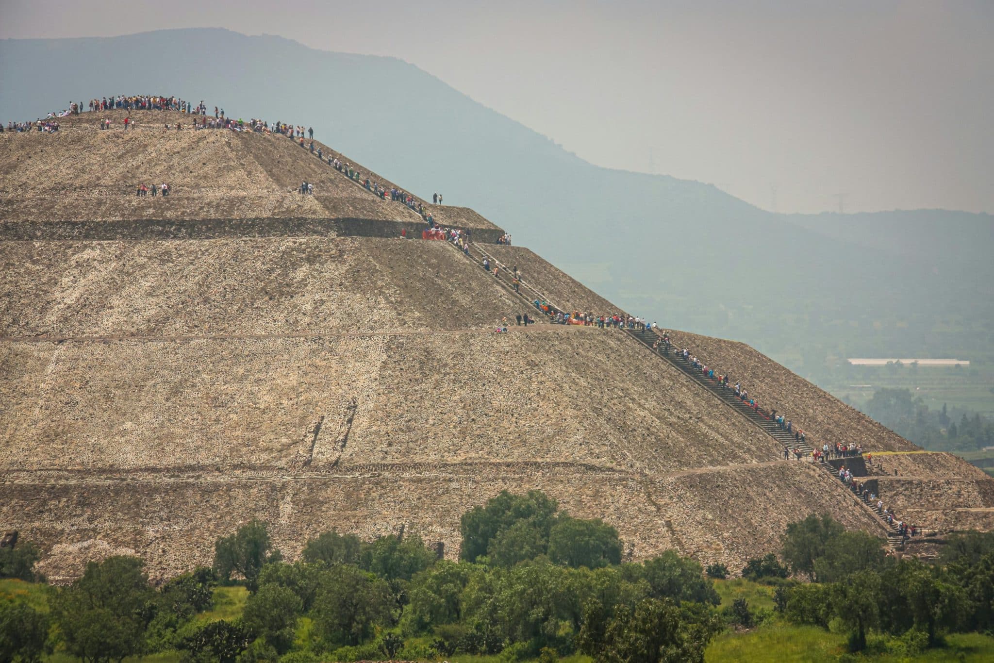 AR Heritage Tours: Walking with Ancient Civilizations via Smart Glasses