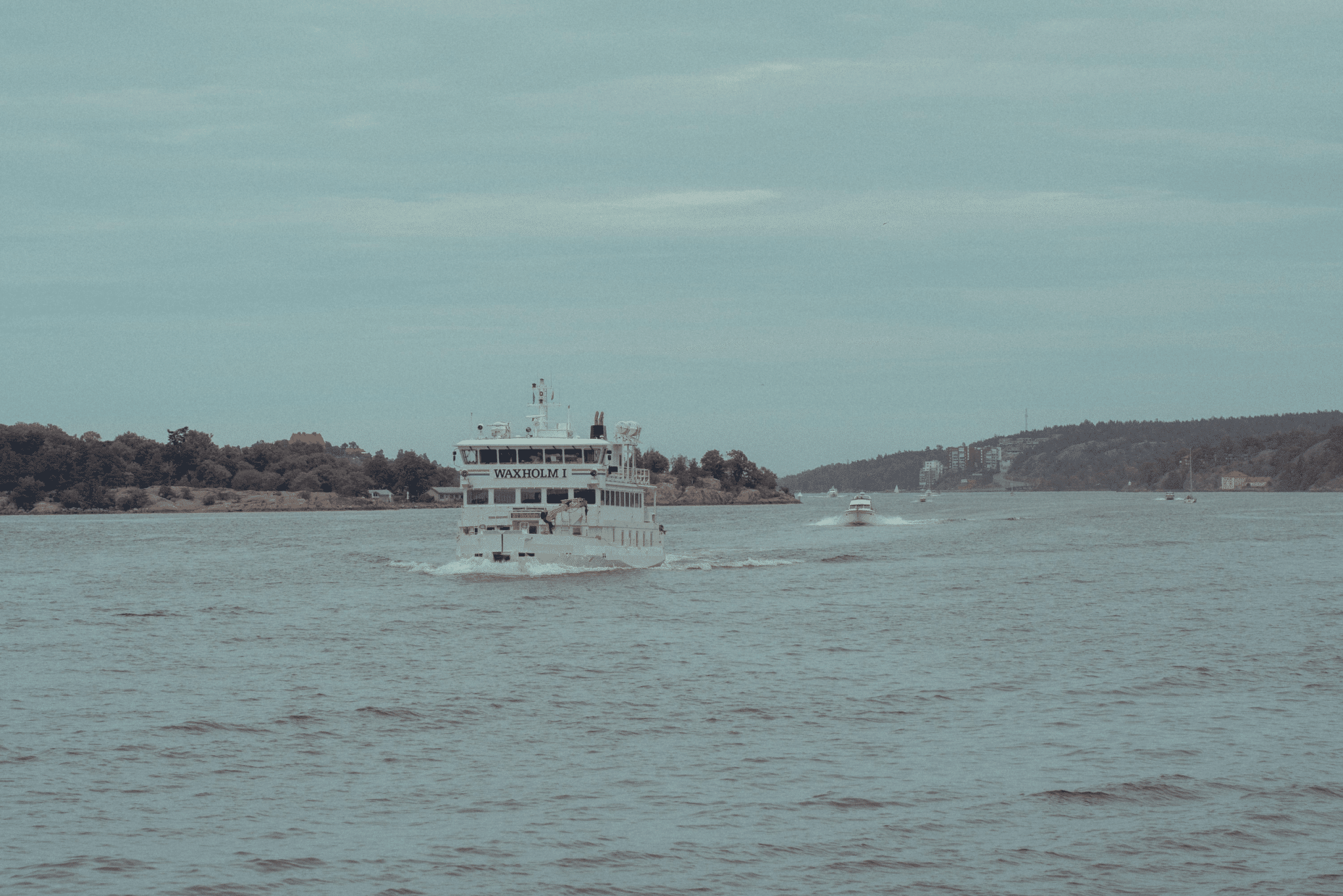 Carbon-Neutral Cruises: Sailing Without Guilt to Pristine Ecosystems