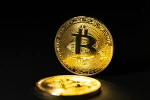 PropTech Trends: Leveraging AI and Blockchain for Efficient Transactions