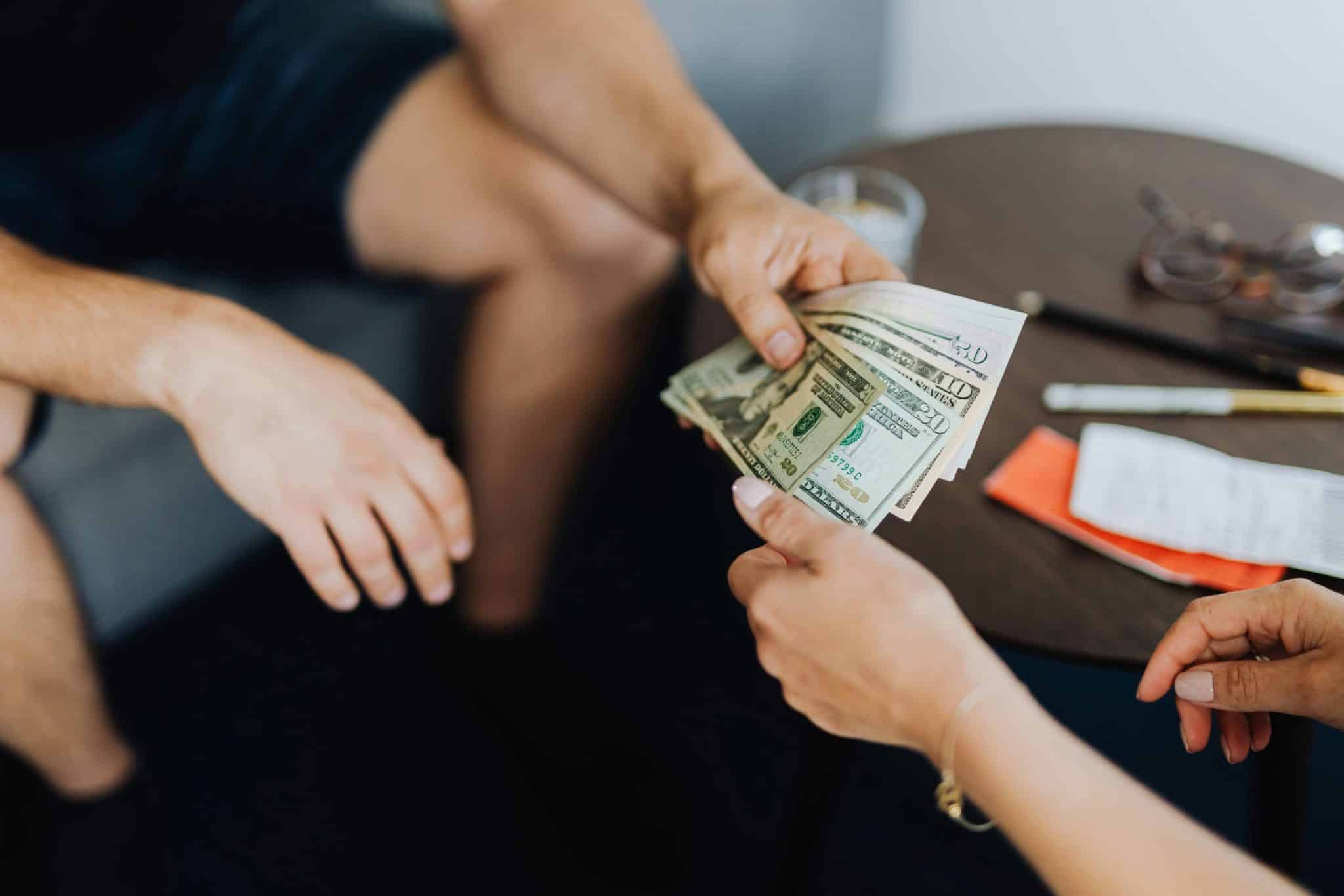 REITs 2.0: Blockchain-Dividend Funds Automating Payouts