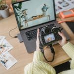 Foldable Screens Evolve: Rollable OLEDs in Everyday Gadgets