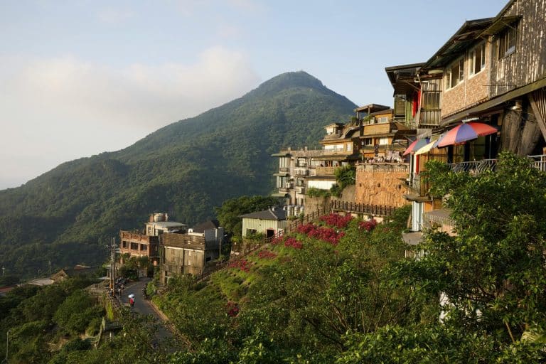 Cuban DIY Revolution: Historic Homes Become Crowdfunded Hotels
