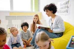 Automated Lesson Planning: Can AI Outperform Human Educators?