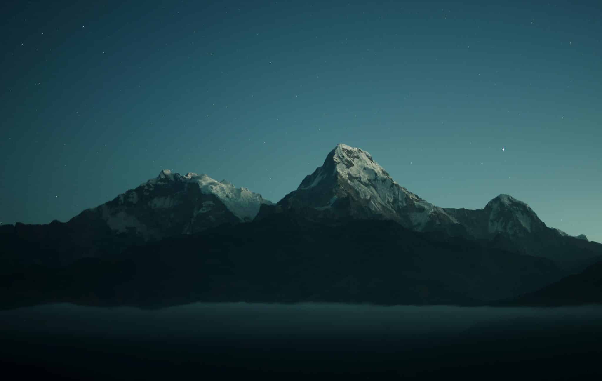 Zero-Gravity Getaways: Orbital Hotels Offering Lunar Landscape Views