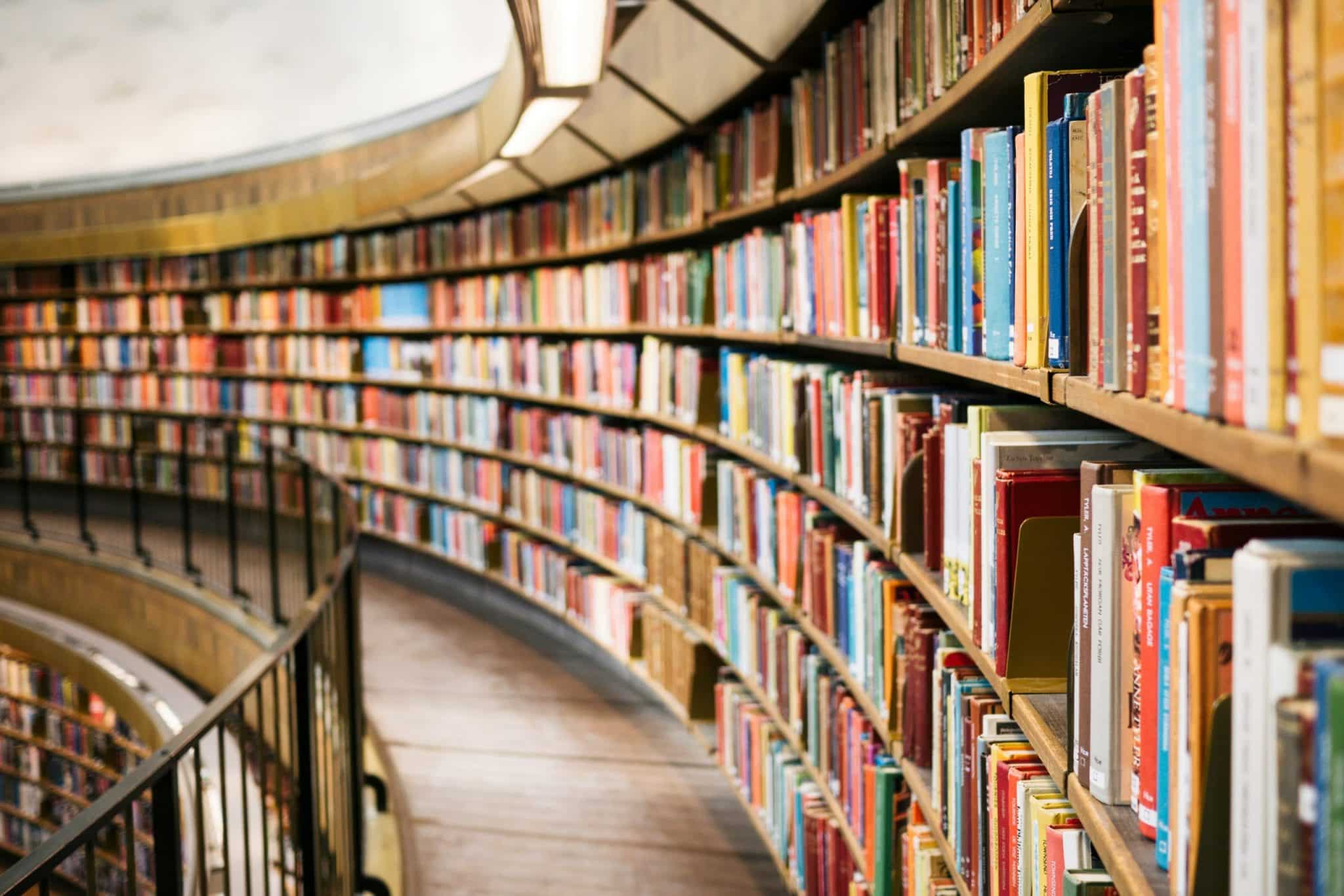 Gig Education: How Freelance Instructors Reshape Online Learning